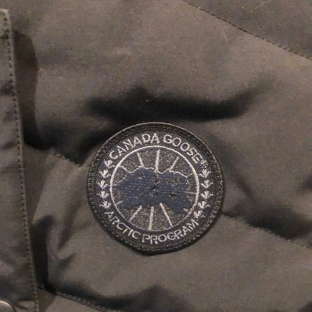 Canada Goose Black Quilted Freestyle Black Label Vest Ladies Small - Picture 2 of 12